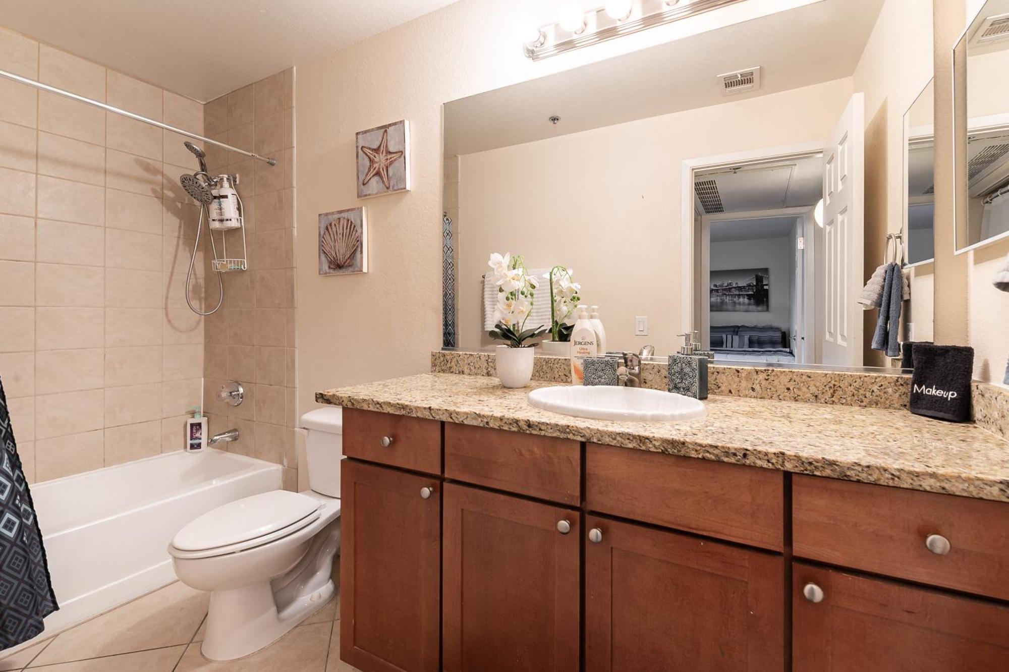 Stylish, Cozy 2Br,2Ba Condo Near Rio, Vegas Luxury 拉斯维加斯 外观 照片