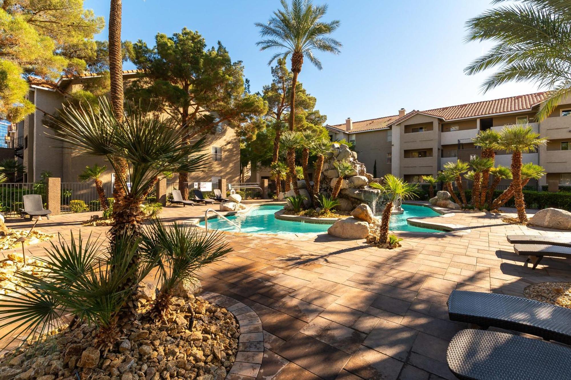 Stylish, Cozy 2Br,2Ba Condo Near Rio, Vegas Luxury 拉斯维加斯 外观 照片